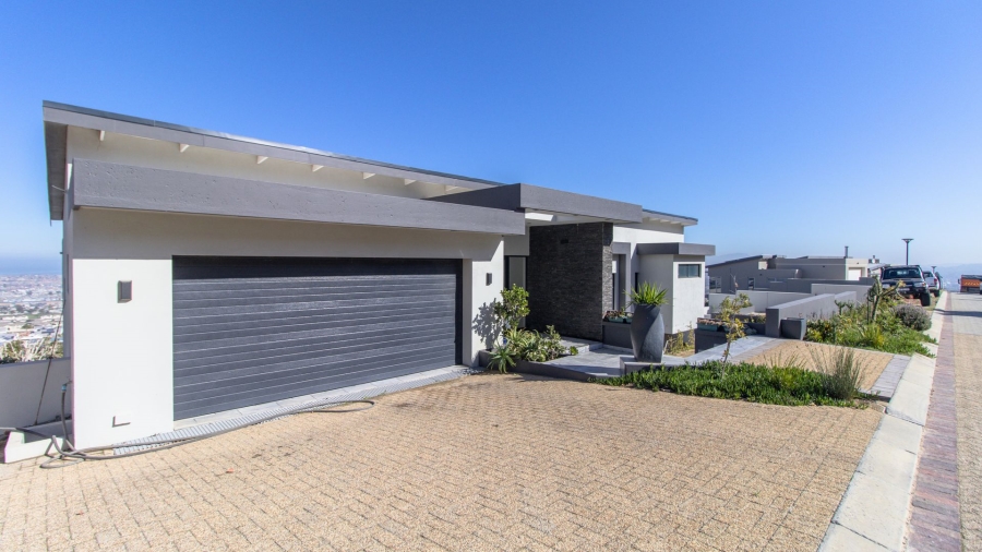 5 Bedroom Property for Sale in Fairhaven Country Estate Western Cape